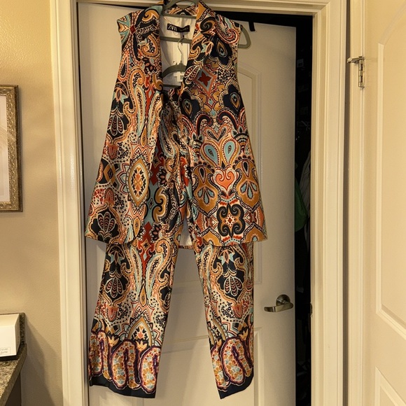 Zara Other - Zara Vest/ pant